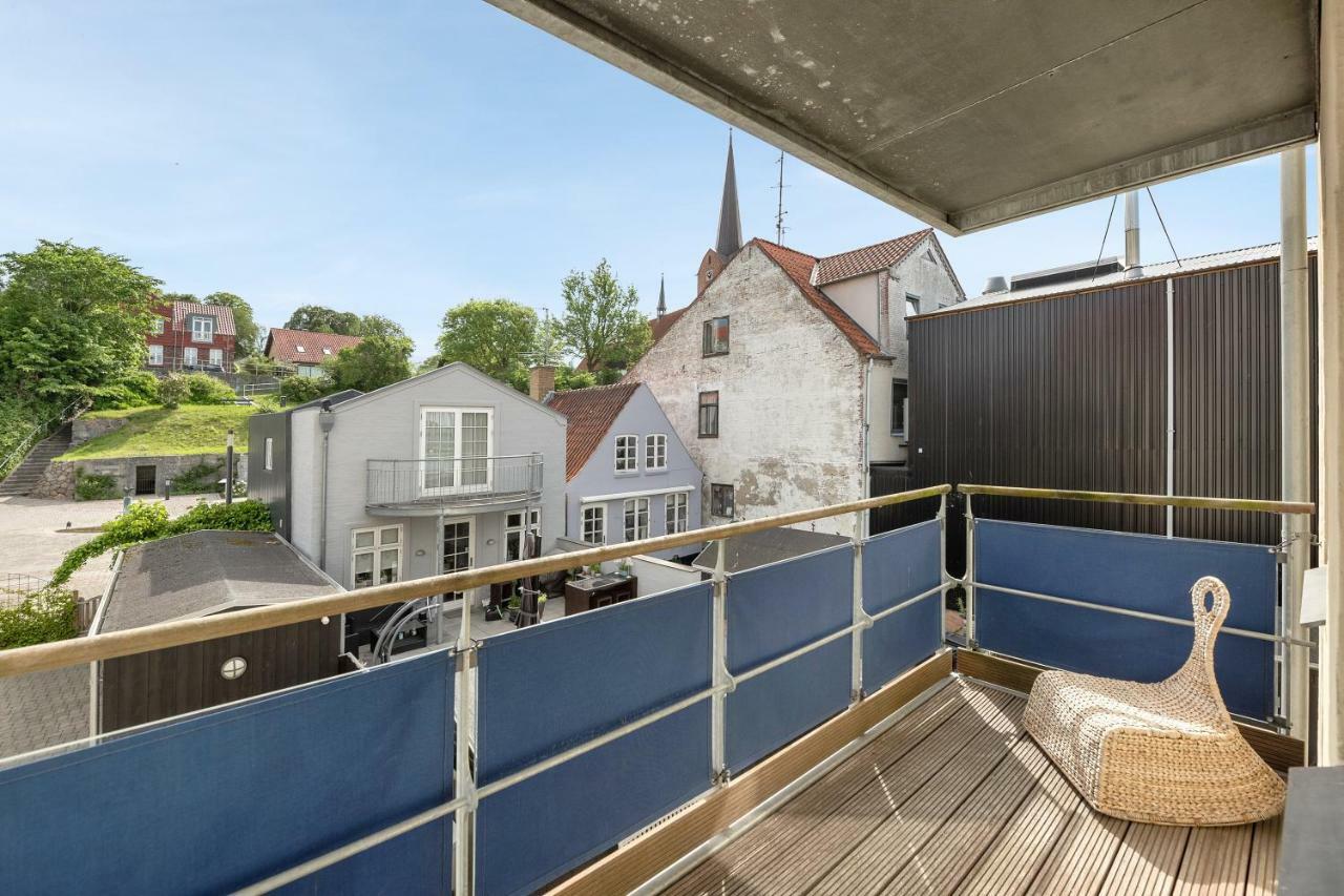 Luxury City Center Harbour Apartment 2 BedroomSønderborg エクステリア 写真