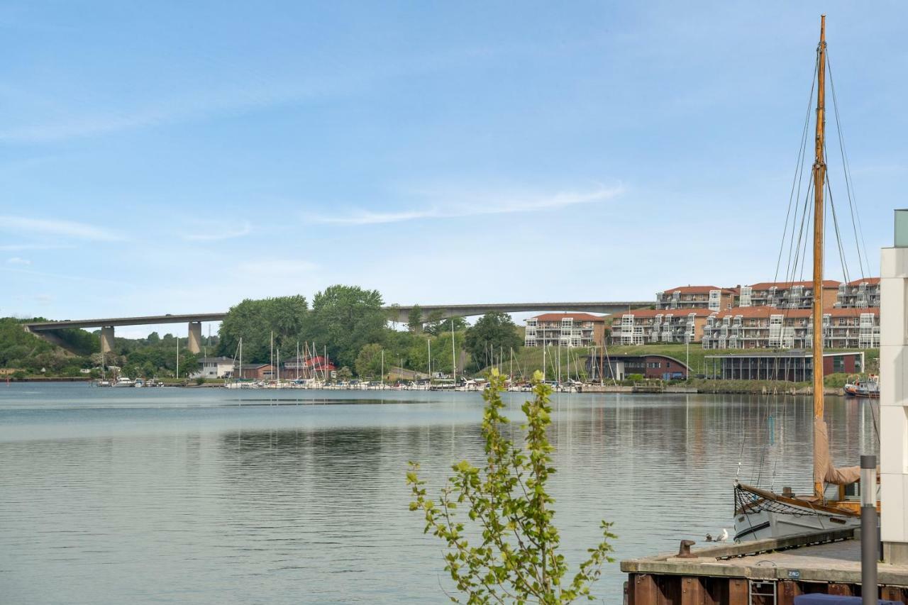 Luxury City Center Harbour Apartment 2 BedroomSønderborg エクステリア 写真