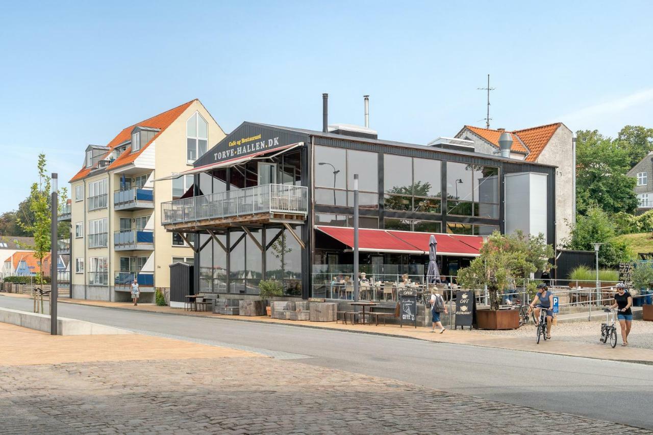 Luxury City Center Harbour Apartment 2 BedroomSønderborg エクステリア 写真