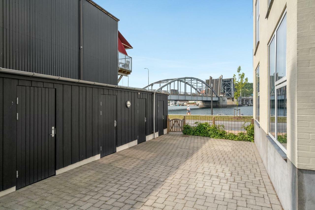 Luxury City Center Harbour Apartment 2 BedroomSønderborg エクステリア 写真