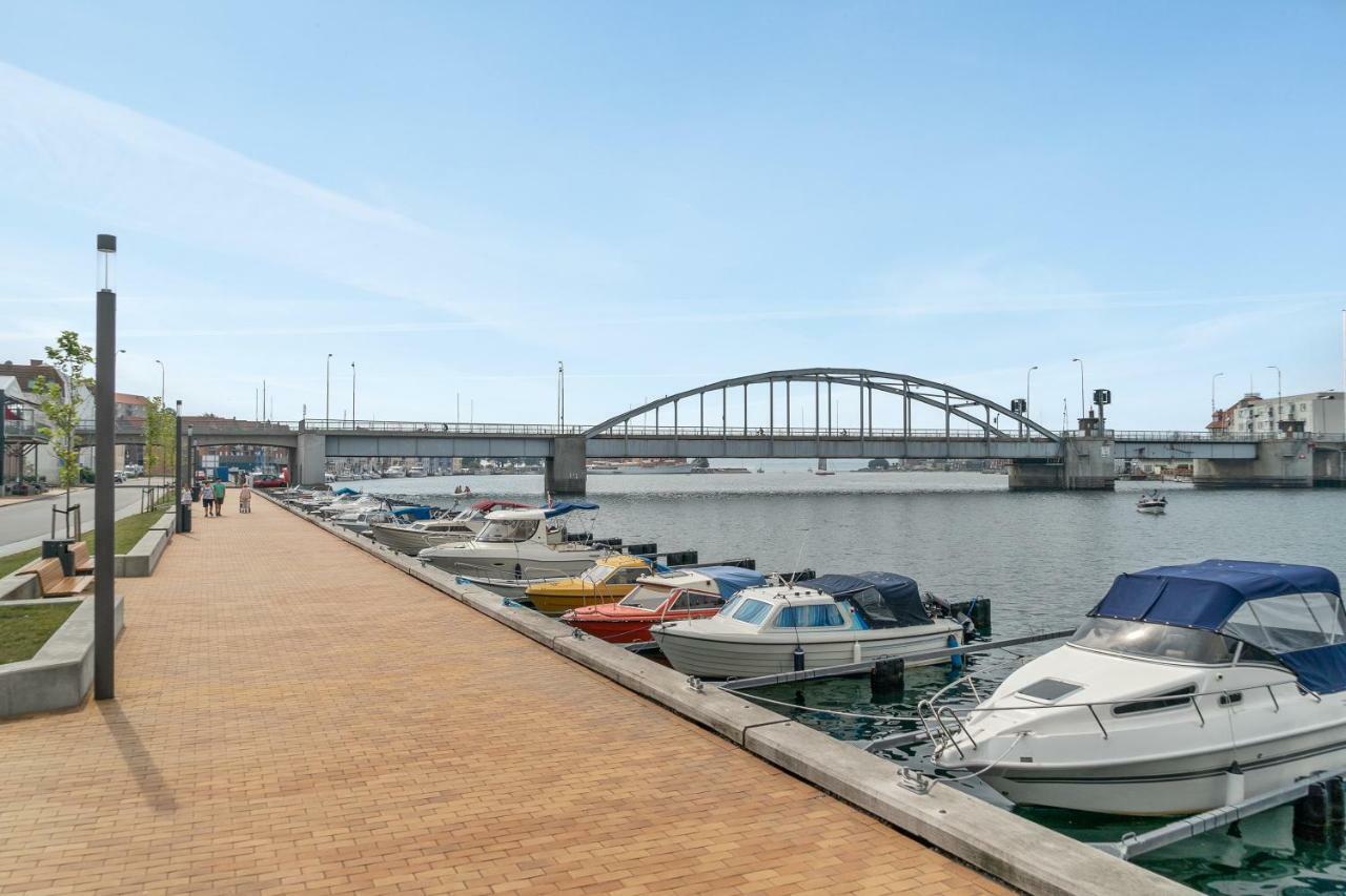 Luxury City Center Harbour Apartment 2 BedroomSønderborg エクステリア 写真